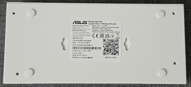 The bottom of the ASUS ExpertWiFi EBG19P