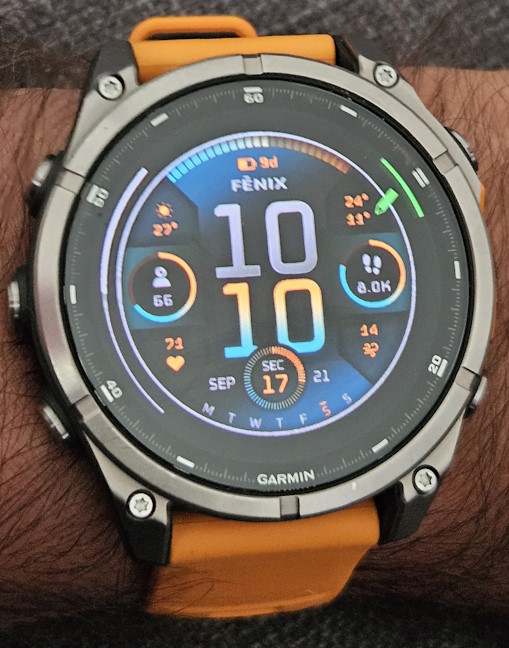 The default Iron Grit watch face can be edited