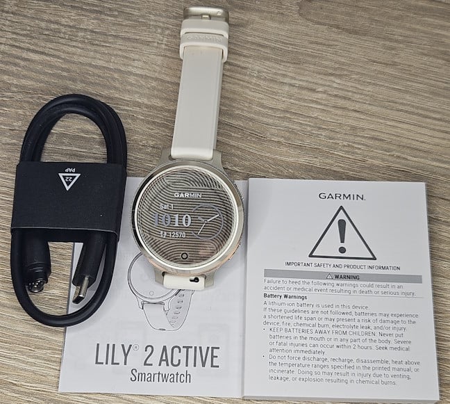 There's not much bundled with the Garmin Lily 2 Active