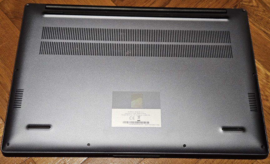 The bottom of the HUAWEI MateBook D 16 2024