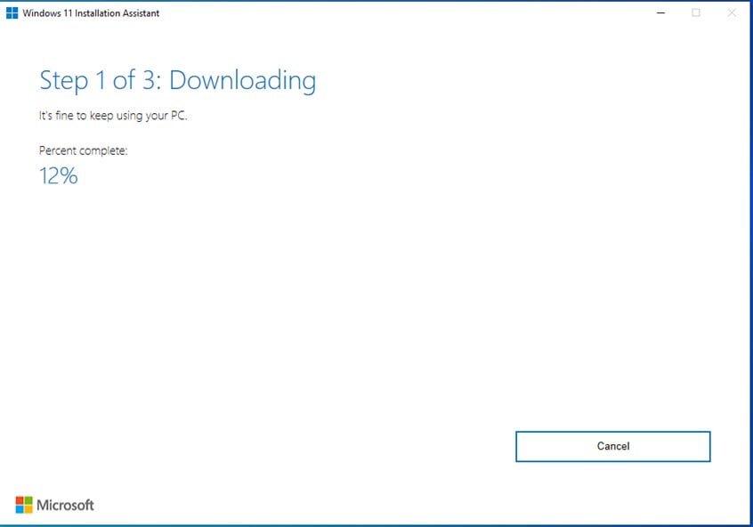 Windows 11 Installation Assistant is downloading the Windows 11 setup files