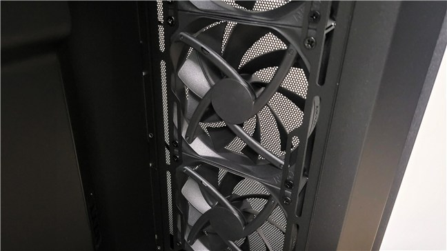 The case has three pre-mounted fans